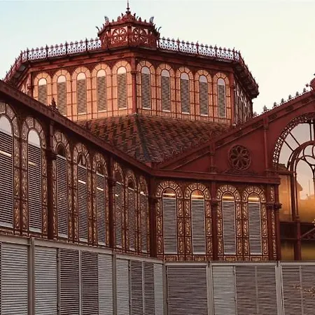 Bonito Apartamento En Zona Centrica De * Barcellona