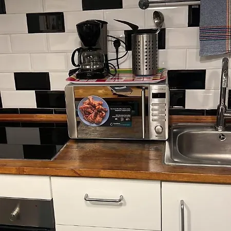 Bonito Apartamento En Zona Centrica De Barcellona
