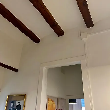 Bonito Apartamento En Zona Centrica De Barcellona
