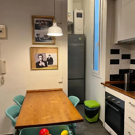 Apartment Bonito Apartamento En Zona Centrica De Barcelona
