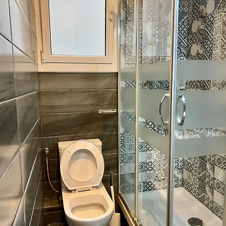 Bonito Apartamento En Zona Centrica De * Barcelona