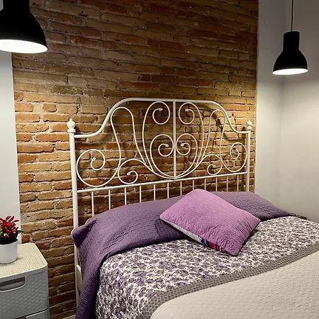 Bonito Apartamento En Zona Centrica De Barcellona